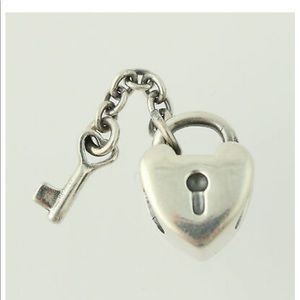 Pandora- Key to My Heart